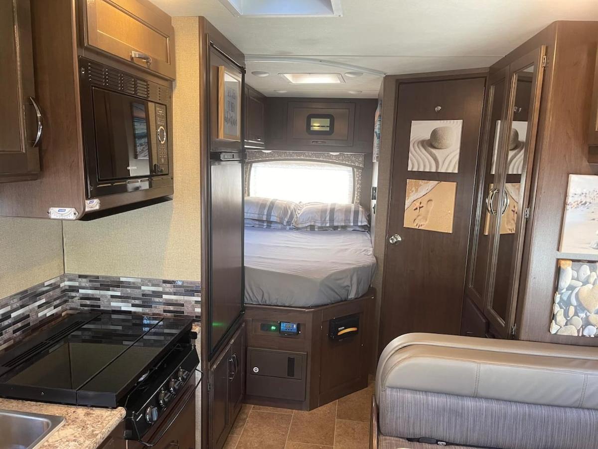 Aj-Xl Rv Rental Лос Анджелис Екстериор снимка